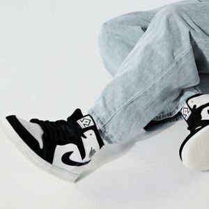 NIKE Air Jordan 1 Mid SE GS Diamond Size 6.5Y Shoes Sneakers Womens DN4321-100